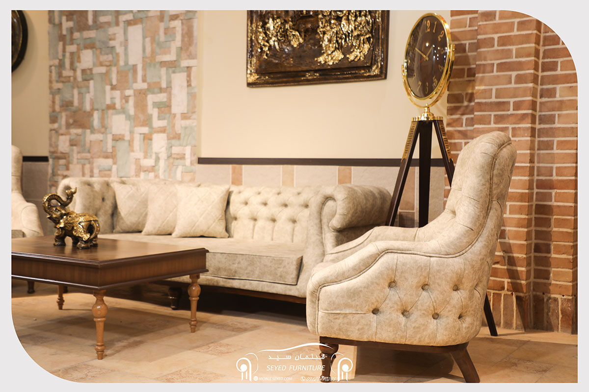 مبل چستر یونانی پایه چوبی